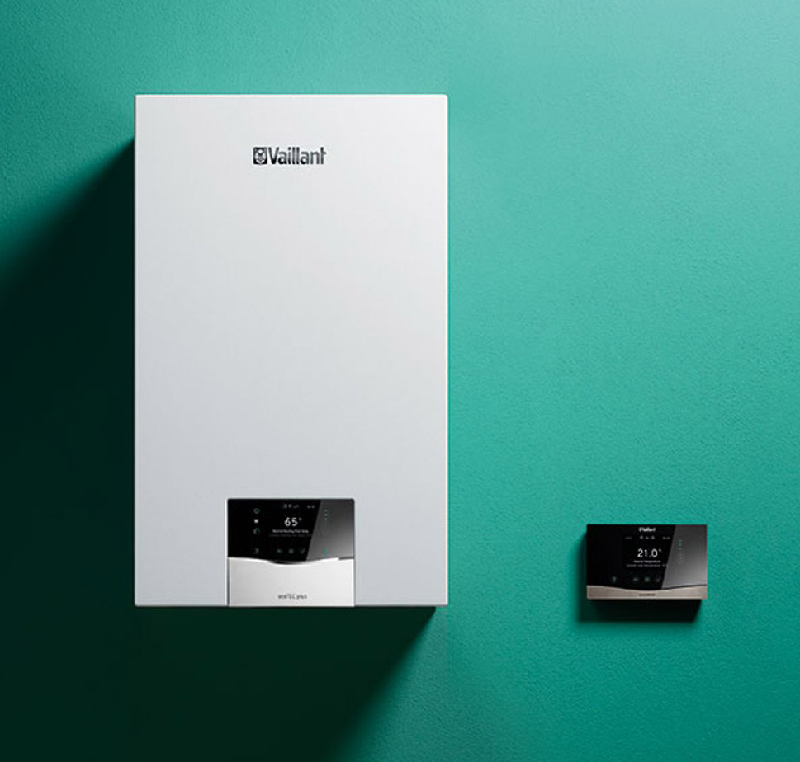 Zostava kotla Vaillant VUI 26CS/1-5 ecoTEC plus s 20 l zásobníkom a regulátorom 